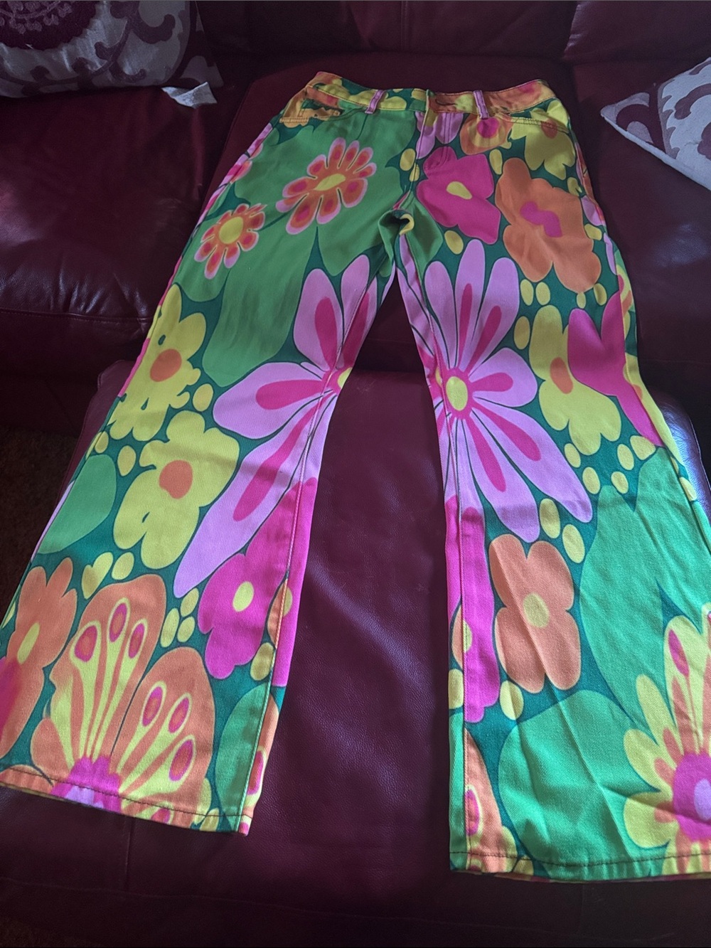 Green Floral Wide-Leg Women’s Jeans - Picture 3 of 4